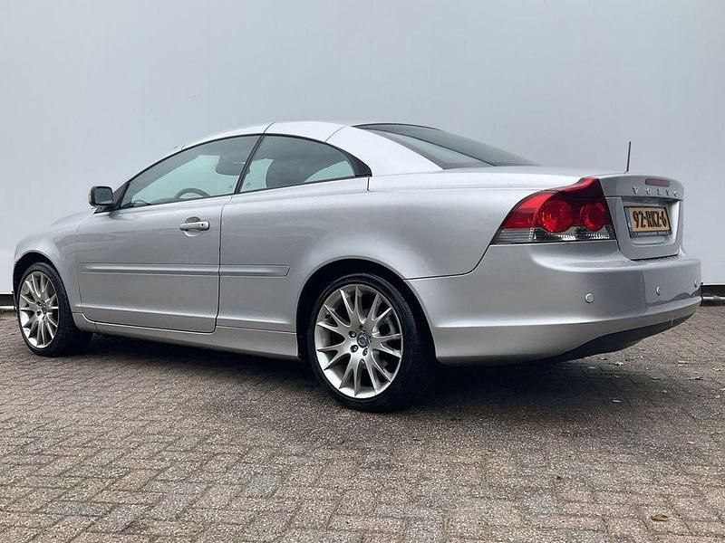 Gebraucht Volvo C70 Summum 170 PS (125 kW) 2006 Grau Cabrio