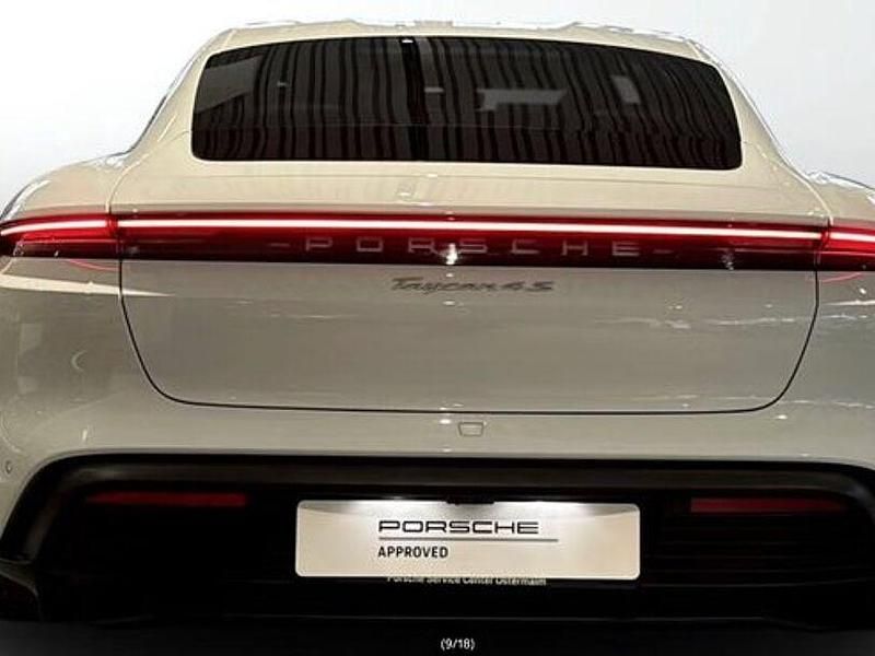 Gebraucht Porsche Taycan Sport 419 kW (571 PS) 2023 Carraraweiß Kombi