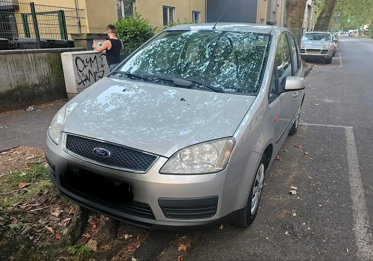 Gebraucht Ford Focus 100 PS (73 kW) 2006 Silber Limousine