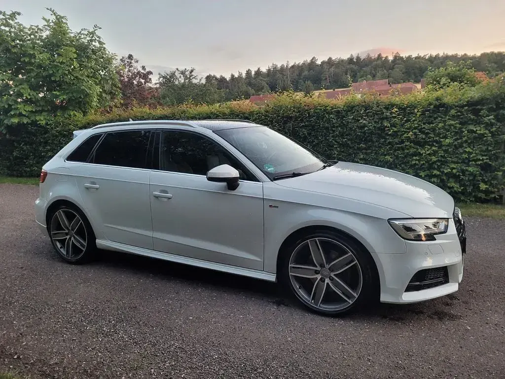 Gebraucht Audi A3 S-Line 190 PS (139 kW) 2018 Weiß Limousine