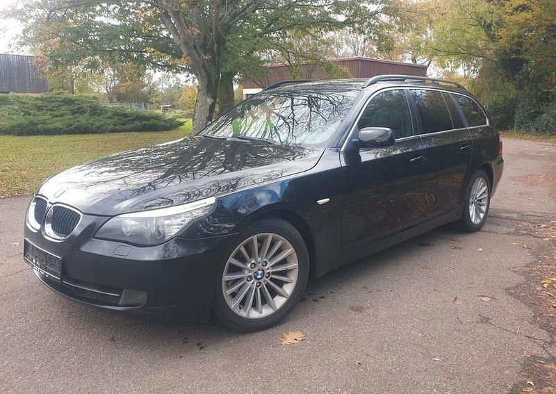 Schwarz Gebraucht 2009 BMW 520 Kombi | 3.900 € (Guter Preis) - Bild 1/4