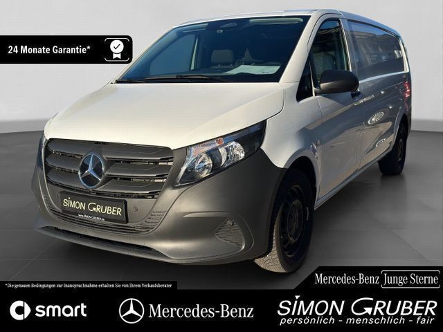 Weiß Gebraucht 2024 Mercedes Vito Van / Kleinbus | 39.950 € (Fairer Preis) - Bild 1/4