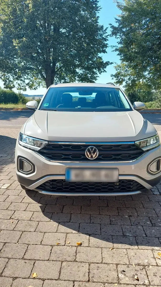 Gebraucht VW T-Roc Life 150 PS (110 kW) 2024 Grau SUV