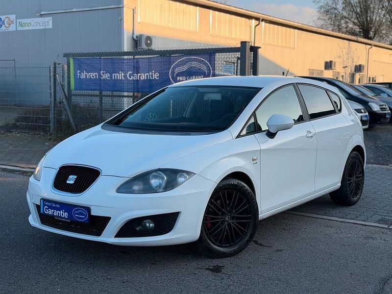 Gebraucht Seat Leon 105 PS (77 kW) 2011 Weiß Limousine