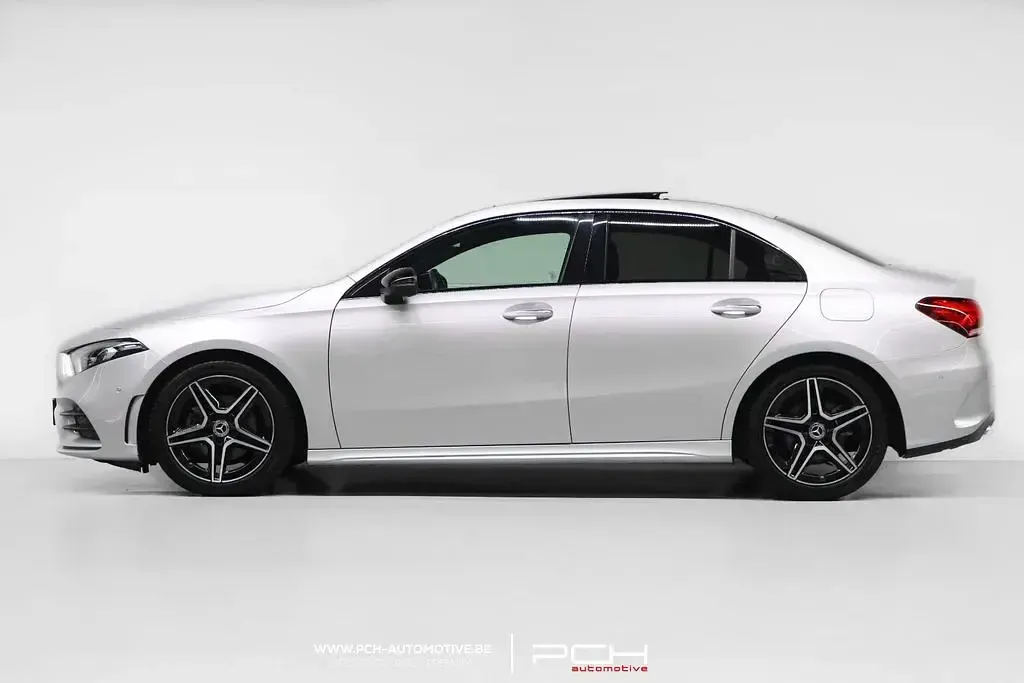 Gebraucht Mercedes CLA200 AMG line 163 PS (119 kW) 2024 Silber Coupé