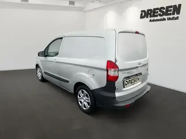 Używany Ford Transit Trend 101 KM (74 kW) 2017 Srebrny Van