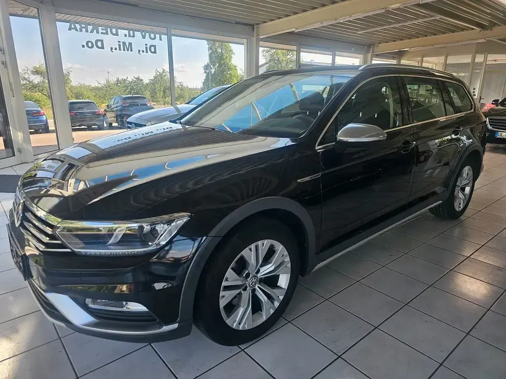 Gebraucht VW Passat Alltrack 190 PS (139 kW) 2017 Schwarz Kombi