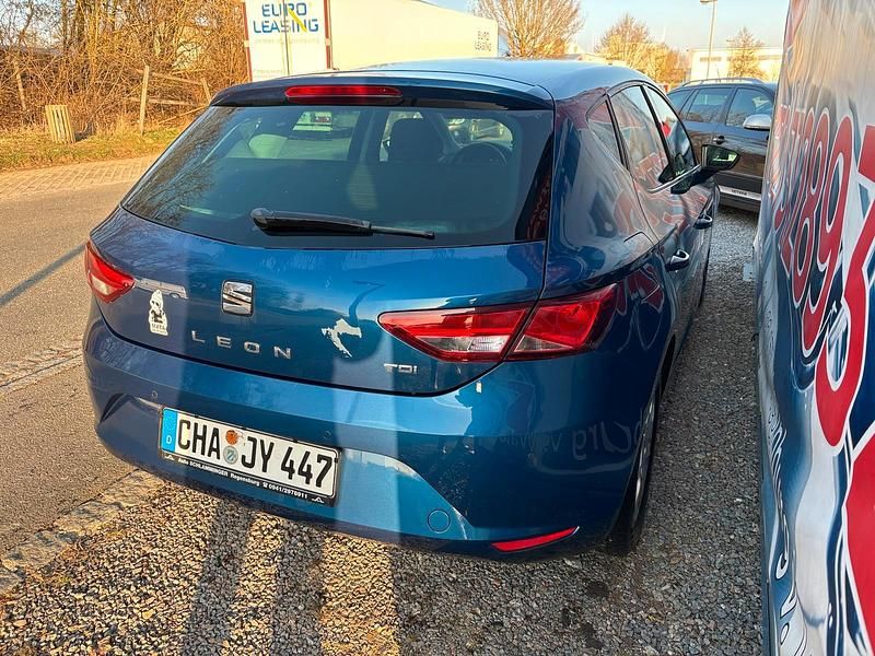Gebraucht Seat Leon 110 PS (80 kW) 2016 Blau Limousine