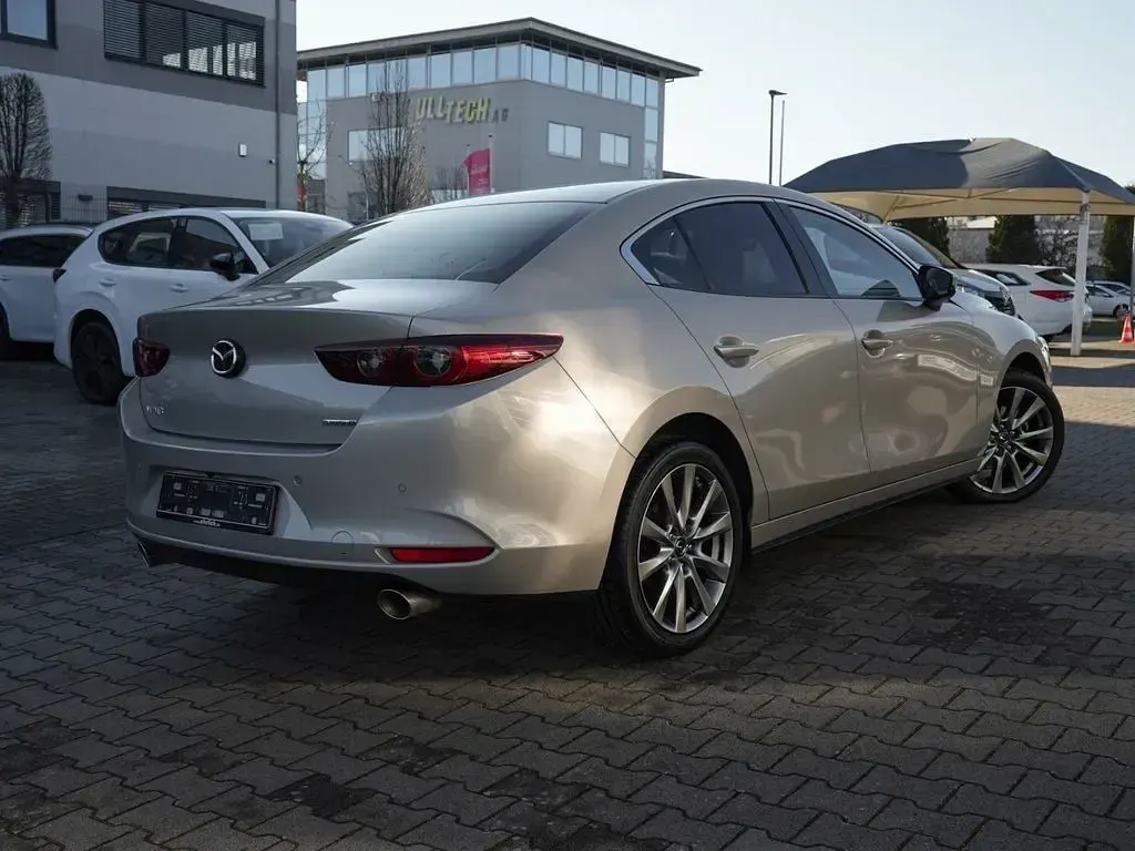 Gebraucht Mazda 3 186 PS (136 kW) 2024 Beige Limousine