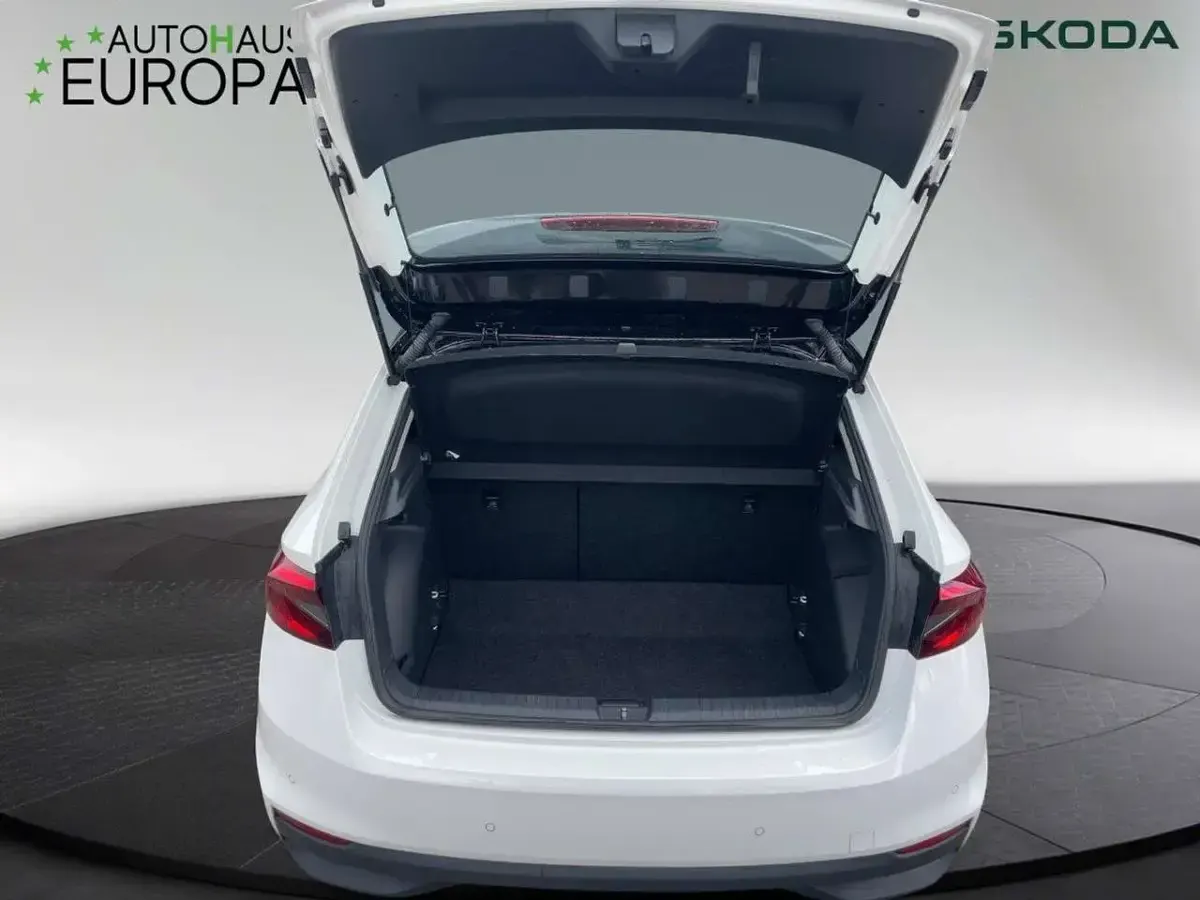 Gebraucht Skoda Fabia Style 110 PS (80 kW) 2022 Weiß Kleinwagen