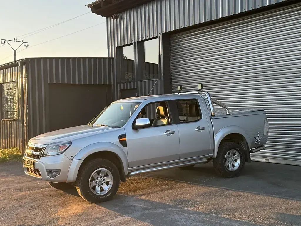 Brugt Ford Ranger Limited 143 HK (105 kW) 2011 Sølv Pickup / Ladvogn