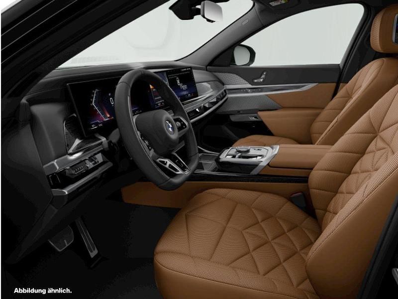 Gebraucht BMW 740 Comfort Edition 299 PS (219 kW) 2025 Black sapphire metallic Limousine