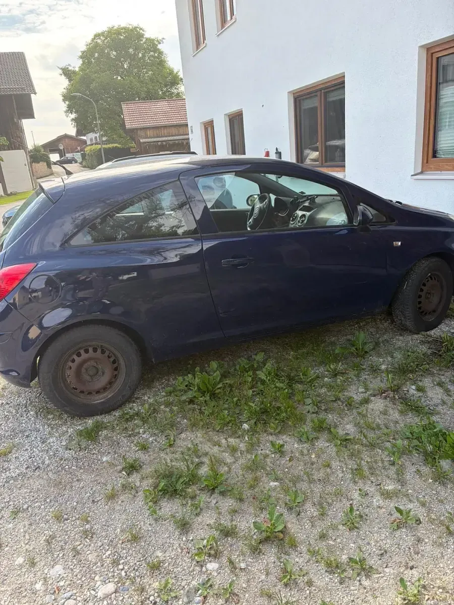 Gebraucht Opel Corsa 63 PS (46 kW) 2009 Blau Kleinwagen