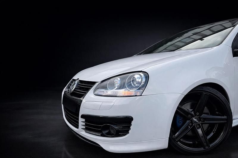 Gebraucht VW Golf V 122 PS (89 kW) 2008 Weiß Kleinwagen