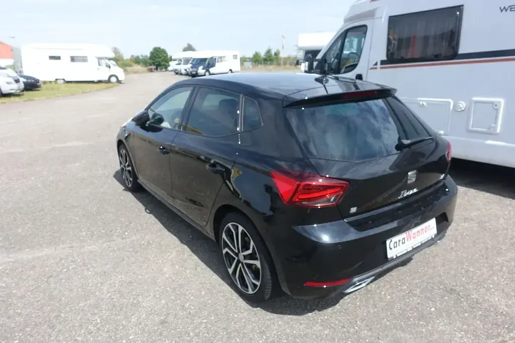 Gebraucht Seat Ibiza FR 110 PS (80 kW) 2022 Mitternachtsschwarz Kleinwagen