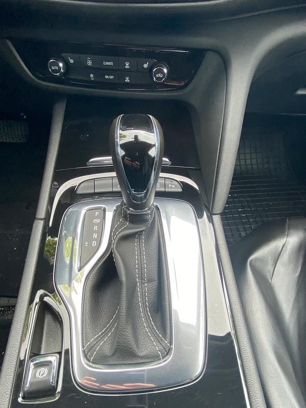 Gebraucht Opel Insignia 170 PS (125 kW) 2018 Blau Kombi