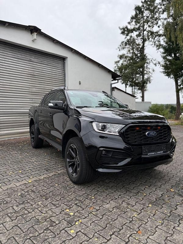Schwarz Gebraucht 2022 Ford Ranger Limited Abholung | 33.900 € (Guter Preis) - Bild 1/4
