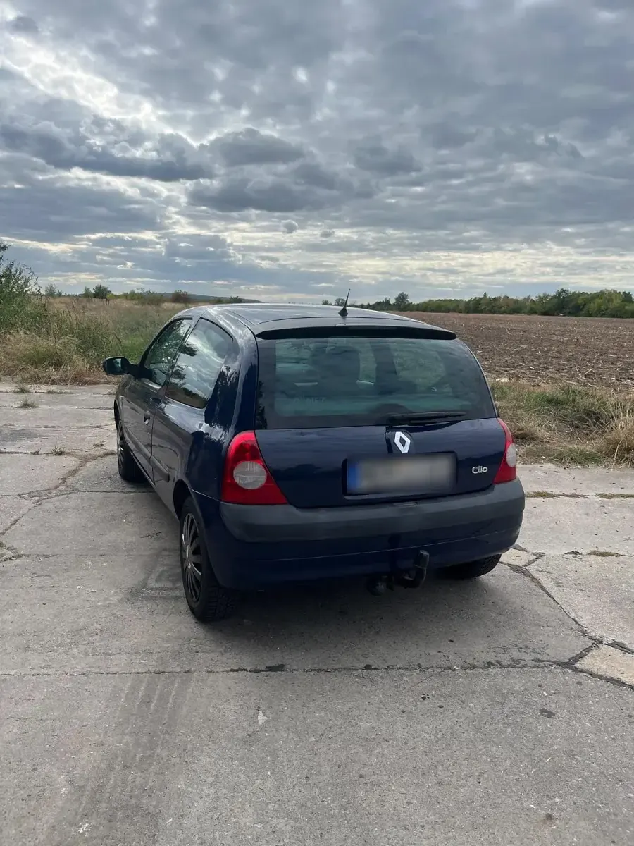 Gebraucht Renault Clio II 75 PS (55 kW) 2001 Blau Kleinwagen