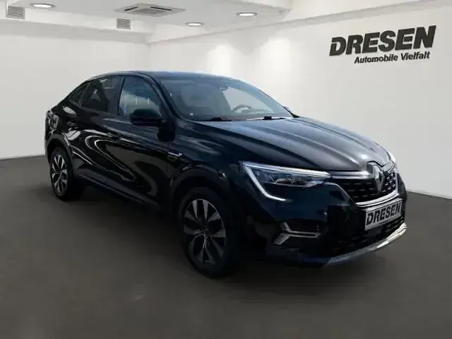 Gebraucht Renault Arkana Equilibre 140 PS (102 kW) 2023 Schwarz SUV