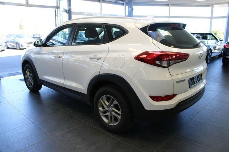 Gebraucht Hyundai Tucson 132 PS (97 kW) 2018 Weiß SUV