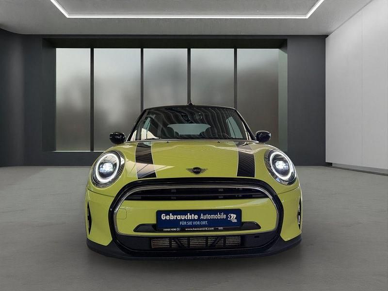 Gebraucht Mini Cooper Cabriolet 136 PS (100 kW) 2022 Gelb / zesty yellow Cabrio