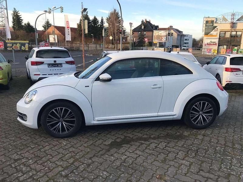 Gebraucht VW Beetle Allstar 105 PS (77 kW) 2016 Pure white Kleinwagen