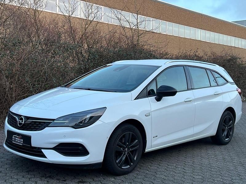 Weiß Gebraucht 2022 Opel Astra Kombi | 16.895 € (Guter Preis) - Bild 1/3