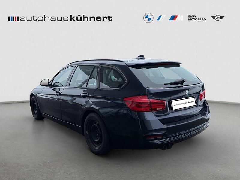 Gebraucht BMW 320 Sport Line 190 PS (139 kW) 2016 Blau Kombi