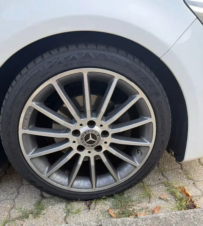 Gebraucht Mercedes CLA200 136 PS (100 kW) 2019 Weiß Coupé