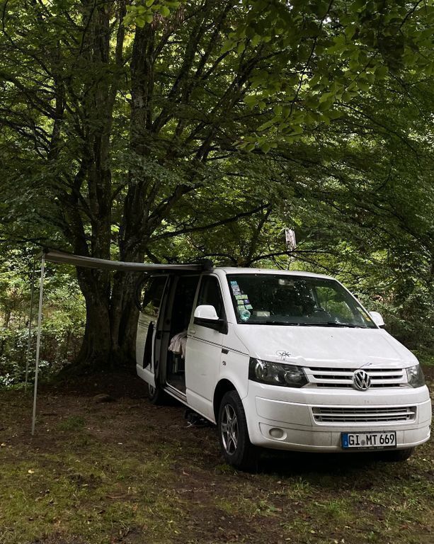 Weiß Gebraucht 2013 VW T5 Van | 33.000 € - Bild 1/4