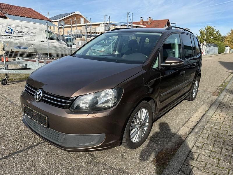 Gebraucht 2012 VW Touran Trendline Van / Kleinbus | 8.650 € (Etwas zu teuer) - Bild 1/4