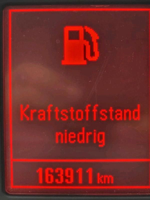 Gebraucht Opel Astra 140 PS (102 kW) 2013 Weiß Limousine