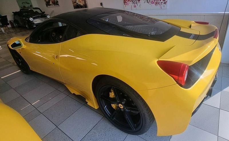 Gebraucht Ferrari 458 605 PS (444 kW) 2014 Gelb