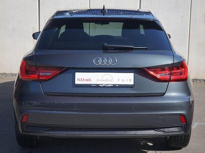 Gebraucht Audi A1 Comfort 2024 Grau SUV