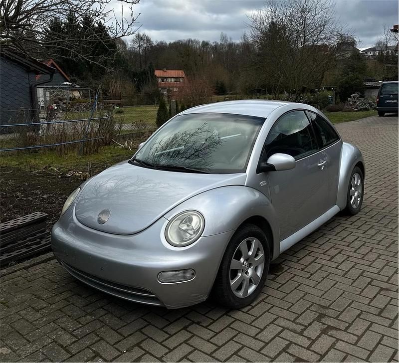 Silber Gebraucht 2002 VW Beetle Kleinwagen | 1.649 € (Guter Preis) - Bild 1/4