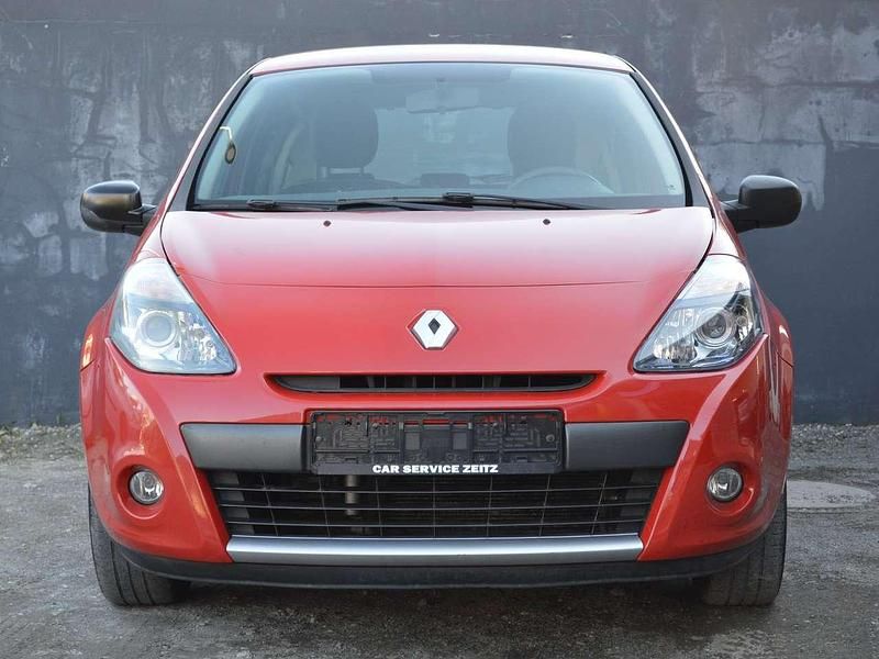 Gebraucht Renault Clio IV 75 PS (55 kW) 2012 Hellrot Kleinwagen