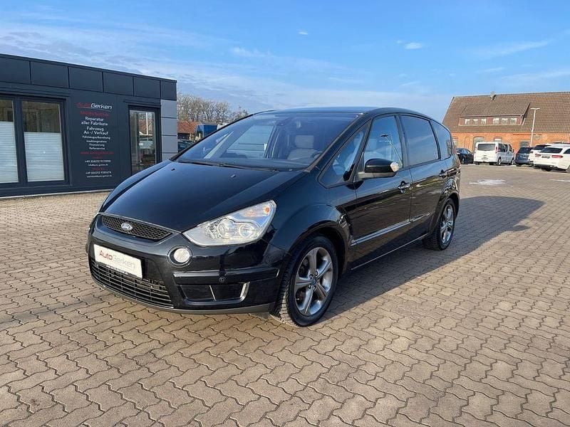 Gebraucht Ford S-MAX Titanium 140 PS (102 kW) 2009 Schwarz Van / Kleinbus