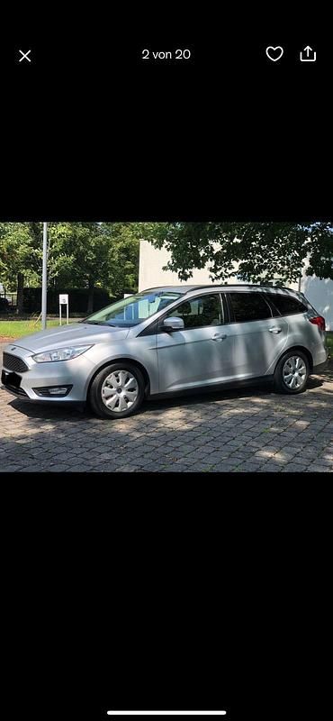Gebraucht Ford Focus 120 PS (88 kW) 2017 Silber Kombi