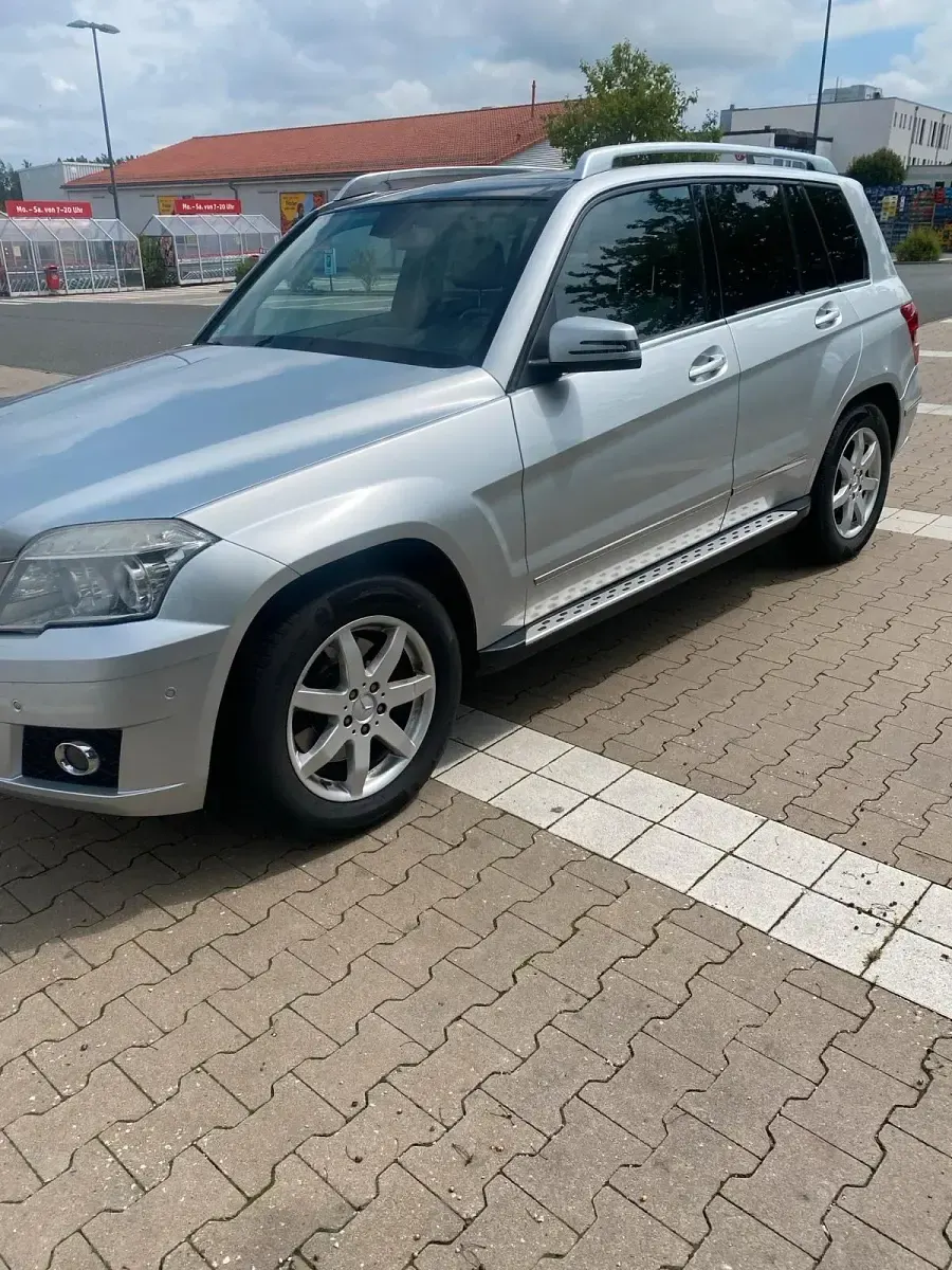 Gebraucht Mercedes GLK350 224 PS (164 kW) 2009 Grau SUV