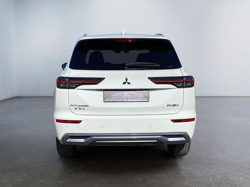 Gebraucht Mitsubishi Outlander P-HEV Top 306 PS (225 kW) 2025 Weiß SUV