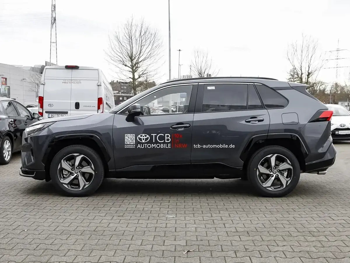 Gebraucht Toyota RAV4 Hybrid 306 PS (225 kW) 2025 Schwarz SUV