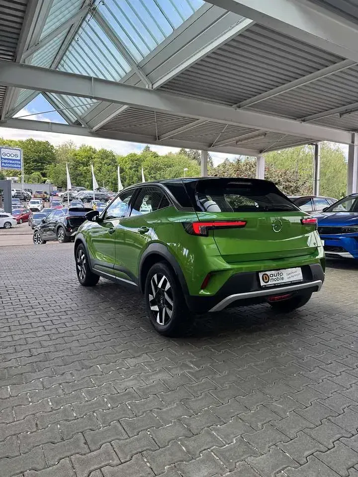 Gebraucht Opel Mokka-e Elegance 100 kW (136 PS) 2022 Matcha green/ikone gruen SUV