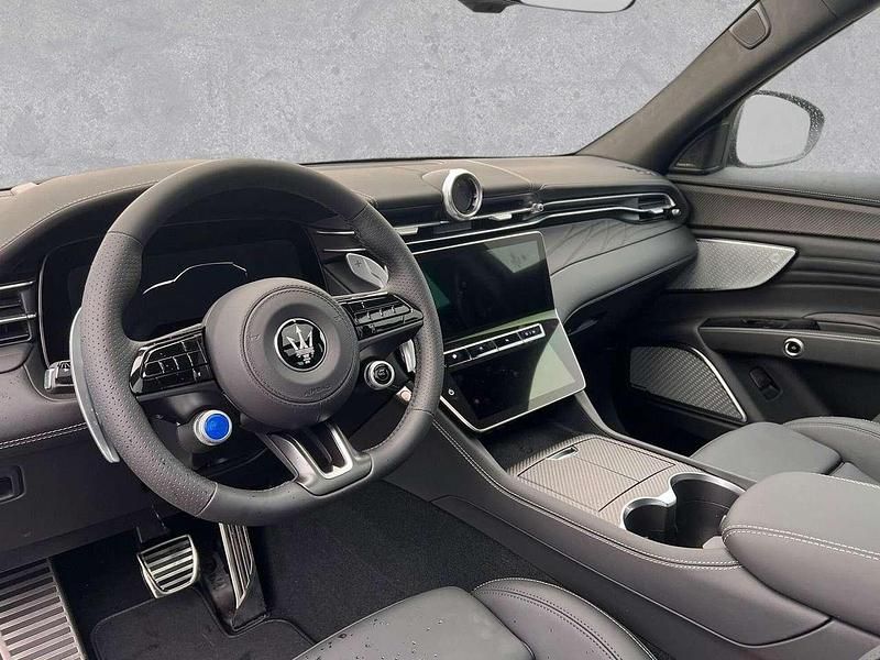 Gebraucht Maserati Grecale 330 PS (242 kW) 2025 Nero tempesta SUV