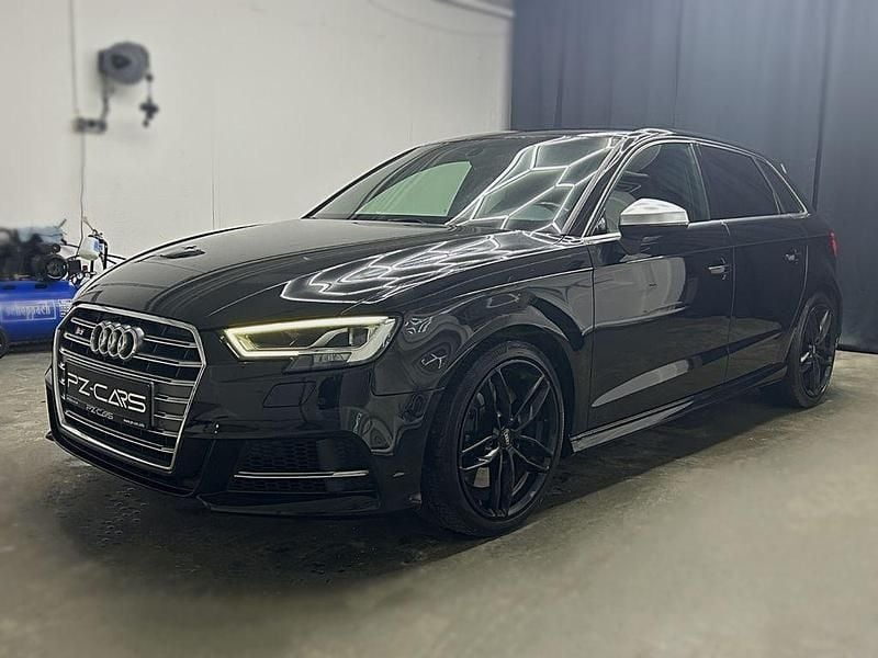 Second-hand Audi S3 Ambiente 310 CP (228 kW) 2017 Negru Berlinǎ