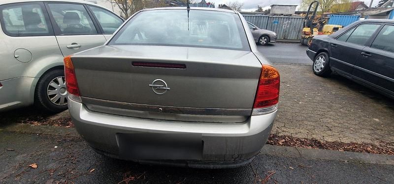 Gebraucht Opel Vectra 147 PS (108 kW) 2002 Grau Limousine