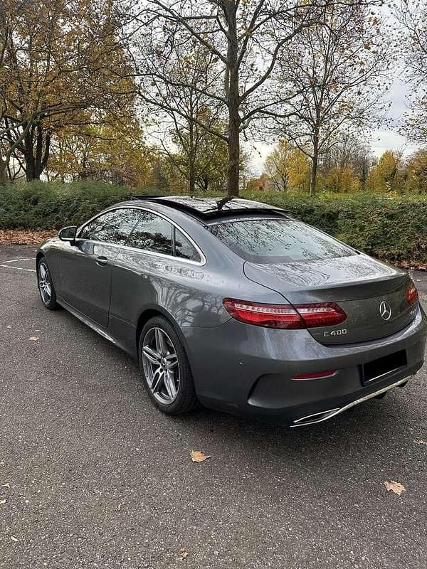 Gebraucht Mercedes E400 AMG line 333 PS (244 kW) 2018 Silber Coupé