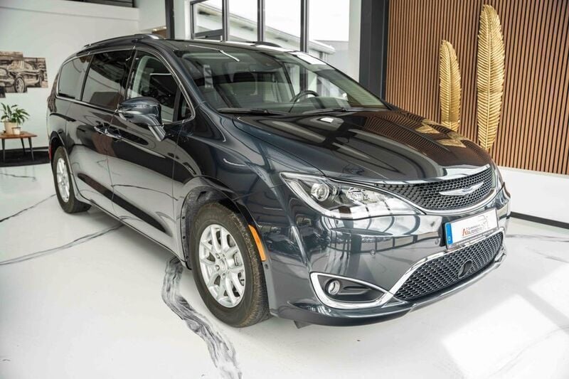 Gebraucht Chrysler Pacifica Touring 291 PS (214 kW) 2019 Grau SUV