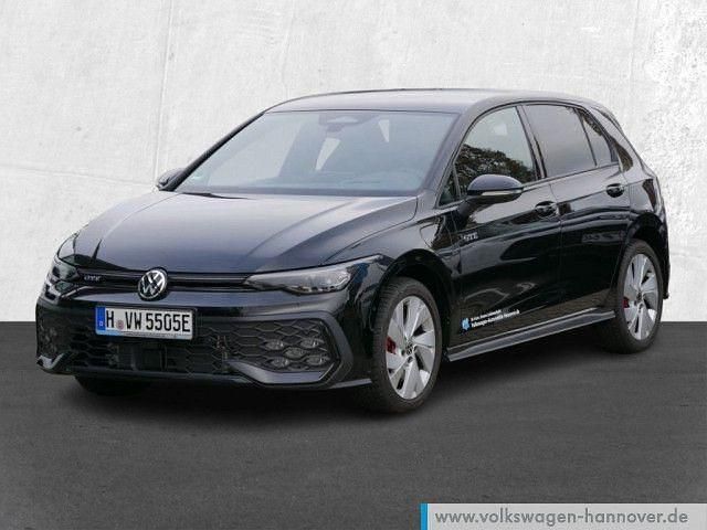 Gebraucht VW Golf GTE 272 PS (200 kW) 2025 Grenadillschwarz metallic Limousine