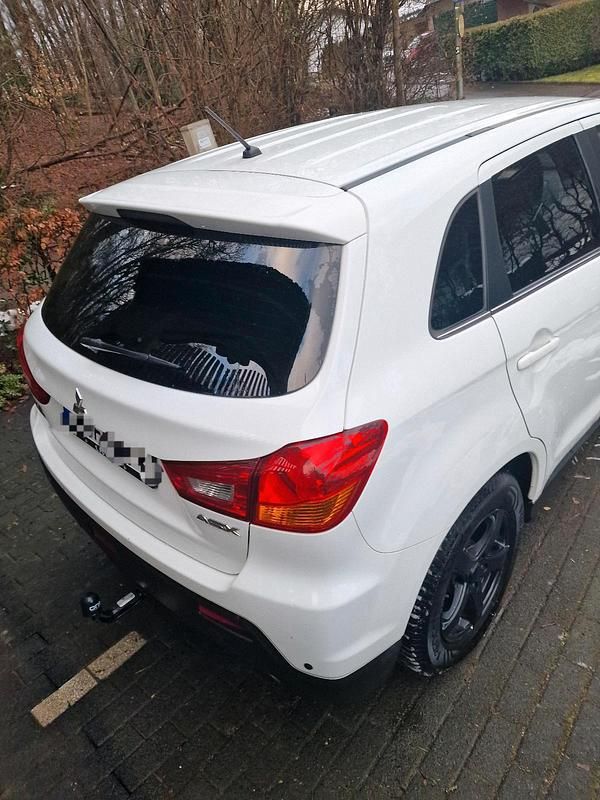 Gebraucht Mitsubishi ASX 150 PS (110 kW) 2011 Weiß SUV