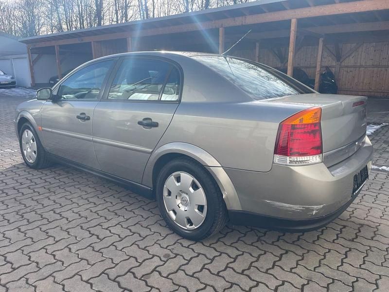 Gebraucht Opel Vectra 110 PS (80 kW) 2003 Silber Limousine